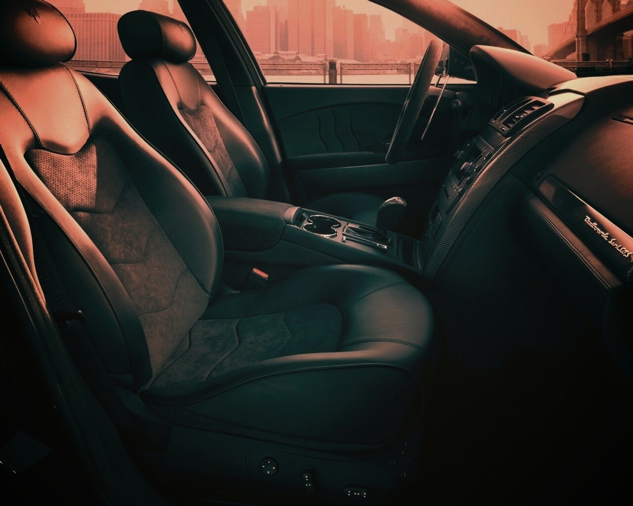 Салон мазерати quattroporte обои
