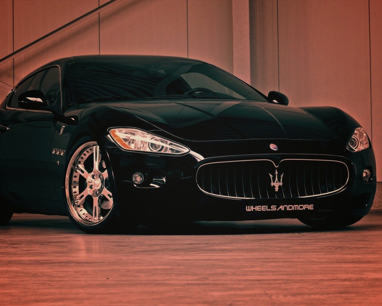 Черная мазерати Gran Turismo обои