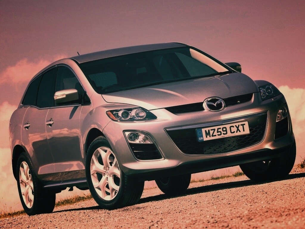 Кроссовер Mazda обои