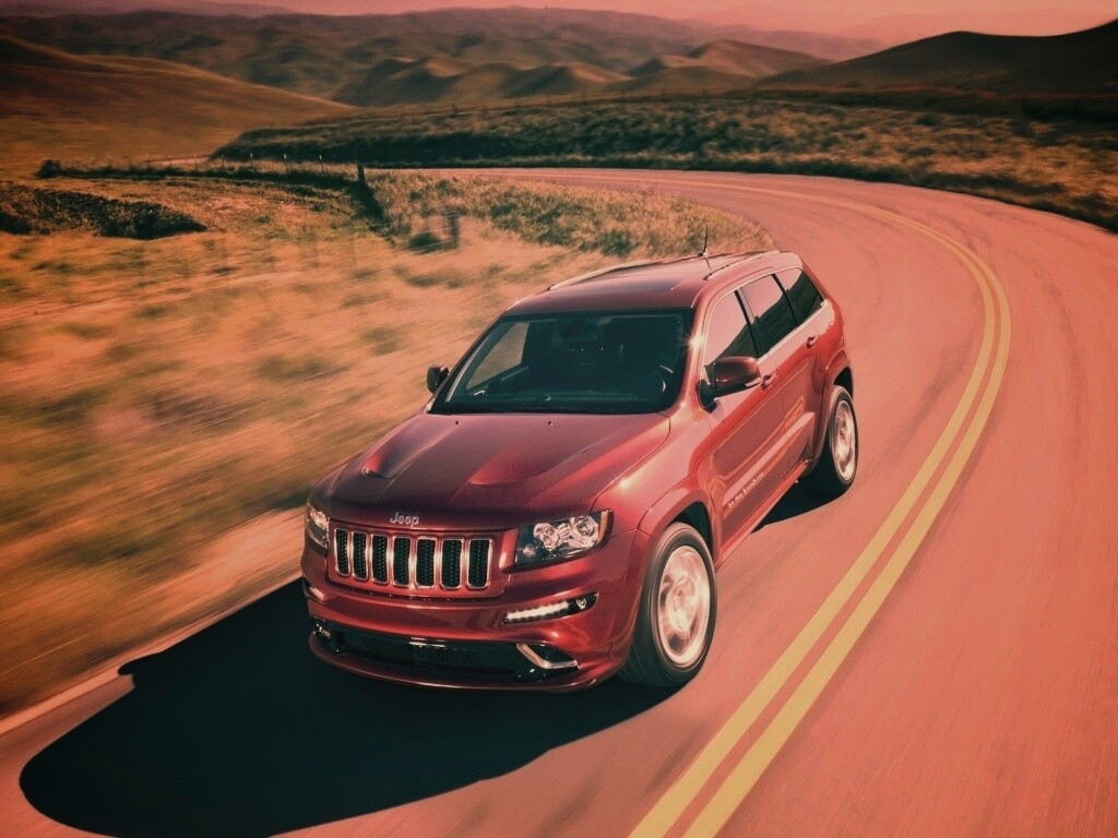 Jeep на дороге обои