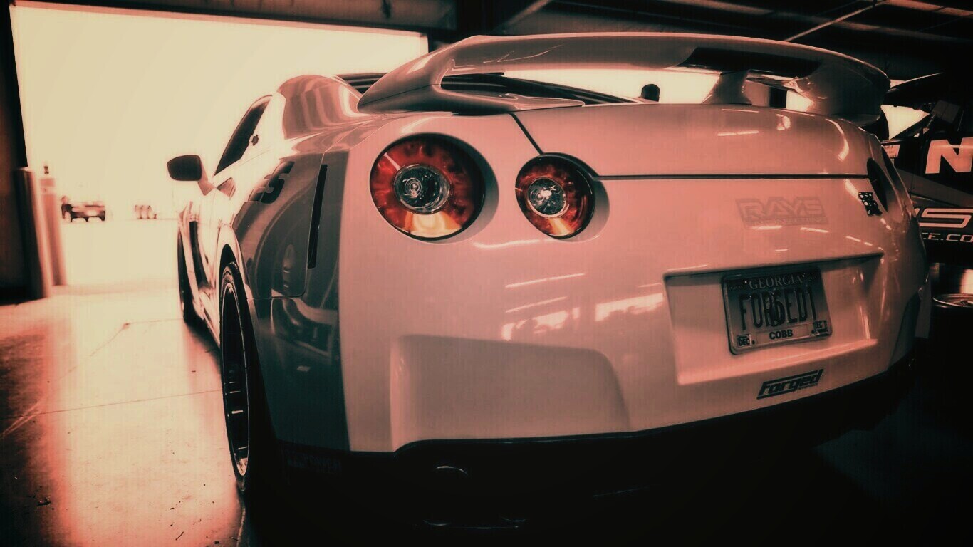 Nissan GT-R обои