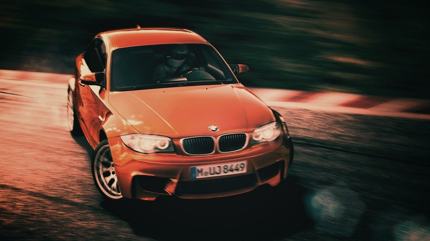 BMW M1 в заносе на треке обои