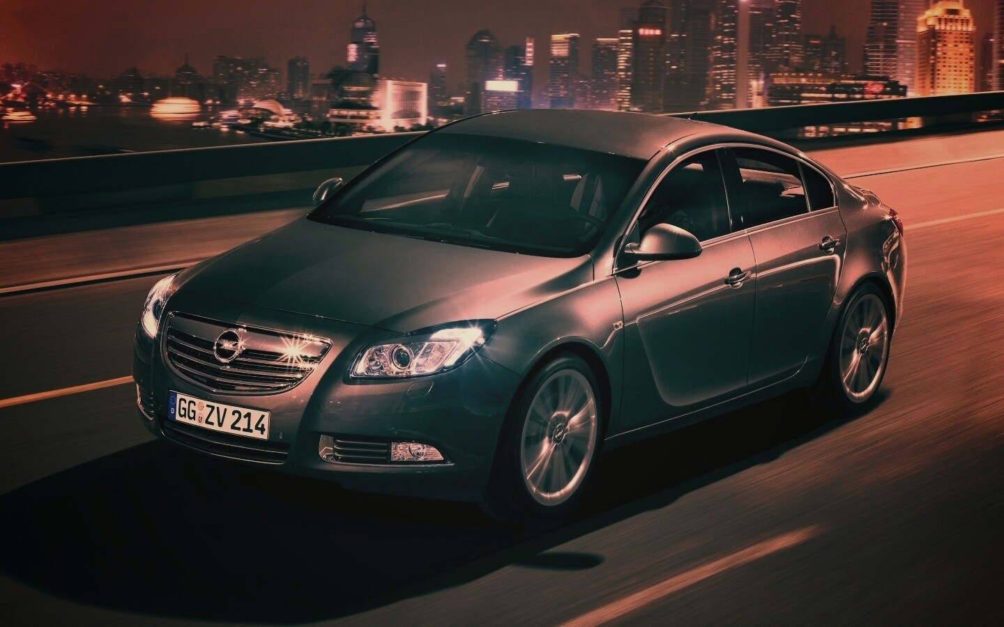 Opel Insignia обои