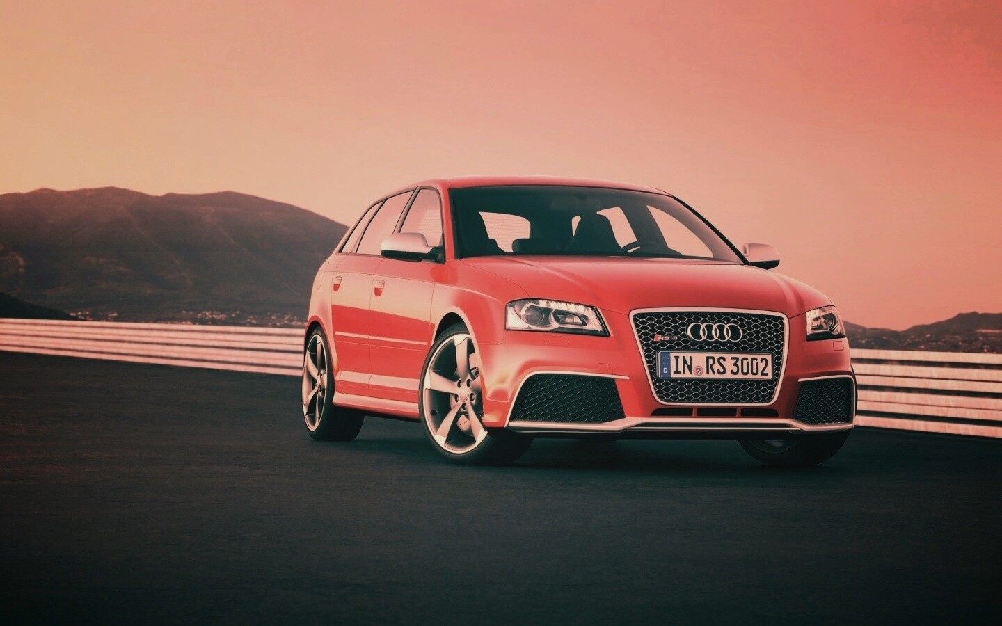 Красная Audi RS3 спереди обои