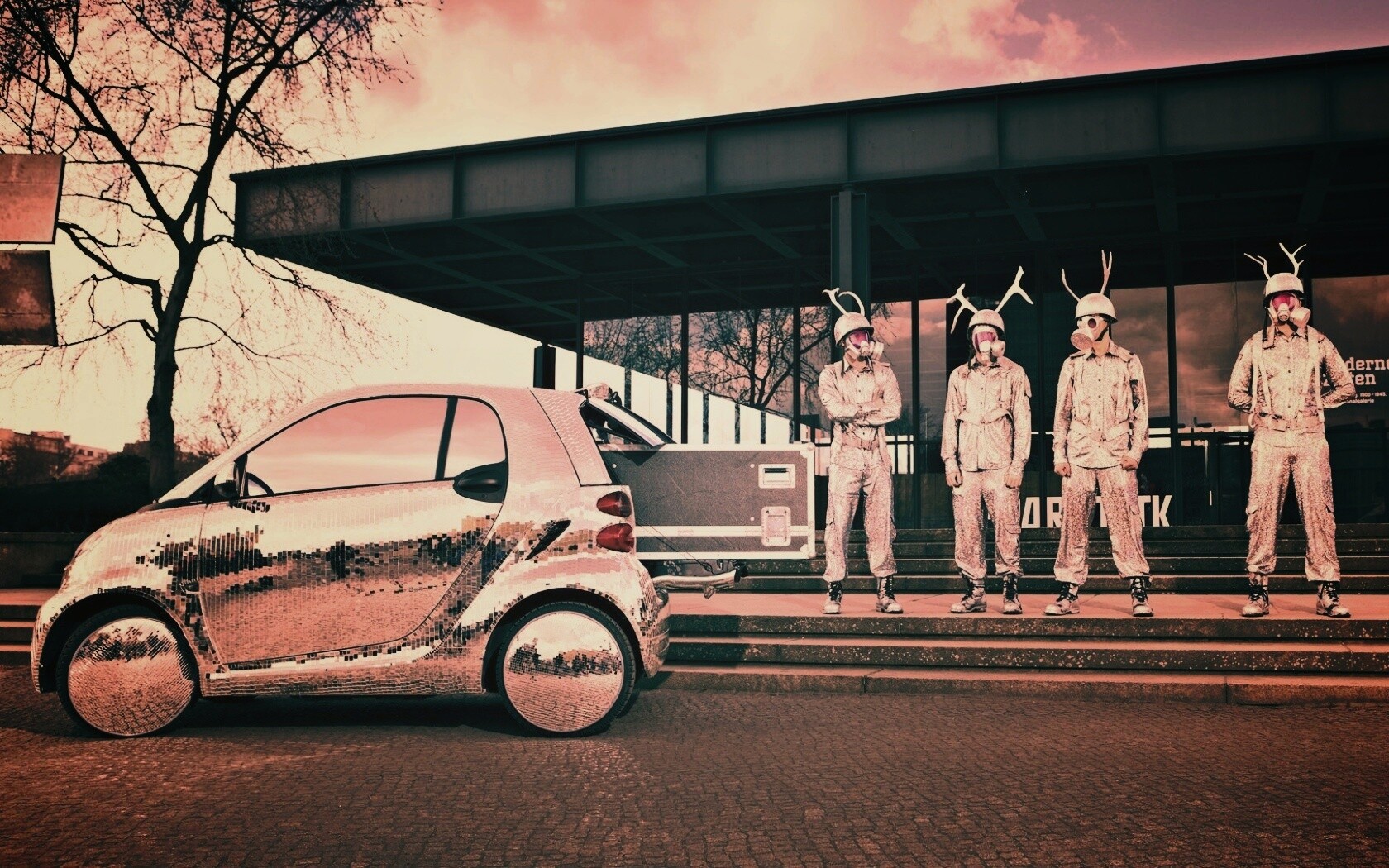 Smart Disco-Ball и 4 оленя обои