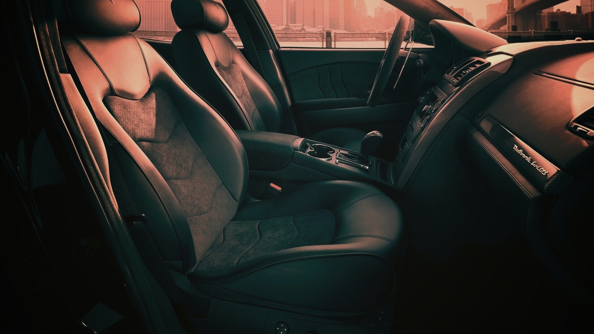 Салон мазерати quattroporte обои