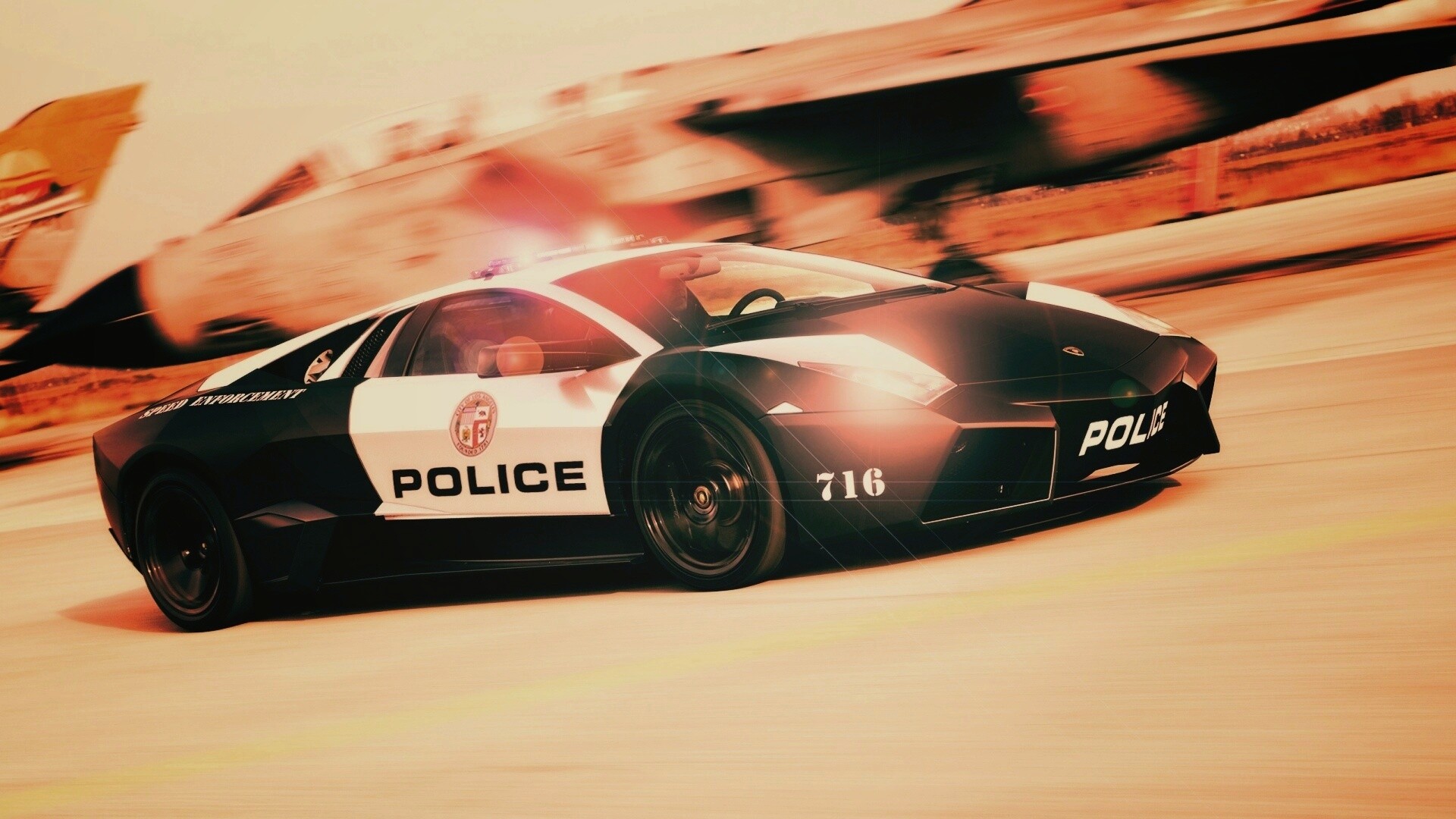 Полицейска Lamborghini из NFS обои