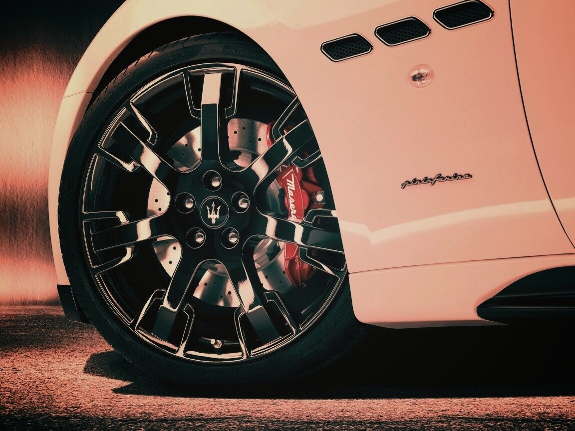 Колесу Maserati Granturismo обои
