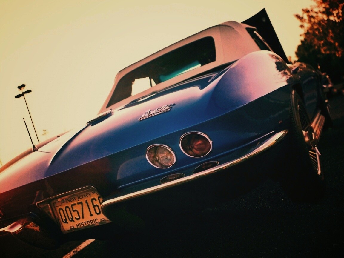 Ретро Chevrolet Corvette обои