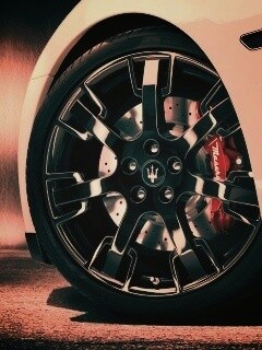 Колесу Maserati Granturismo обои