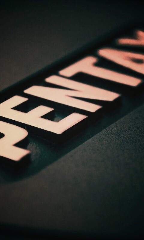 Фотоаппарат пентакс лого обои