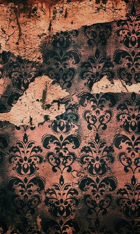 Рваные винтажные обои и штукатурка обои