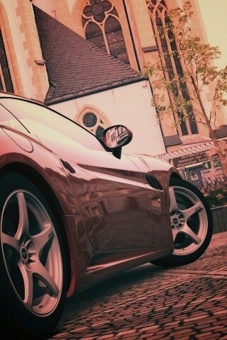 Ferrari на мостовой обои