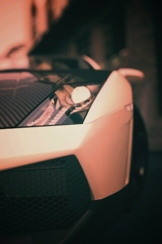 Lamborghini с карбоновым багажником обои