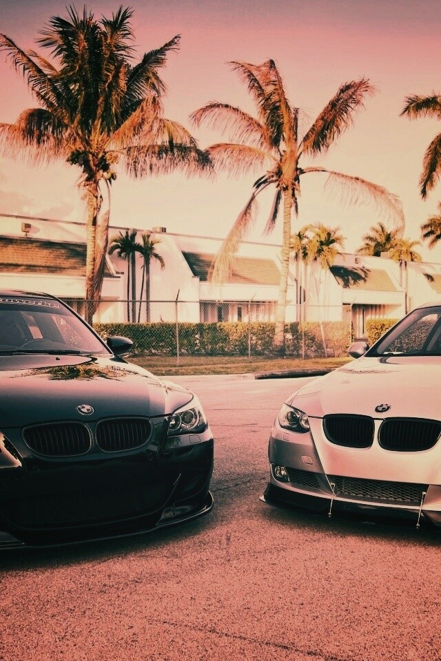 Чёрный и серебристый BMW обои