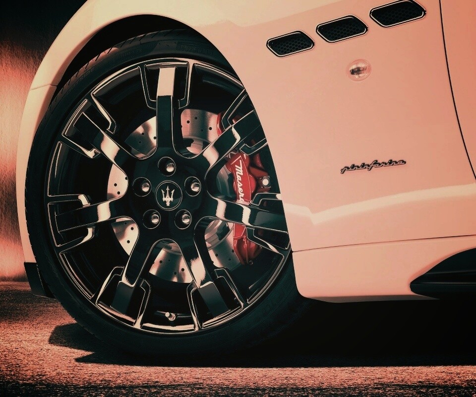 Колесу Maserati Granturismo обои