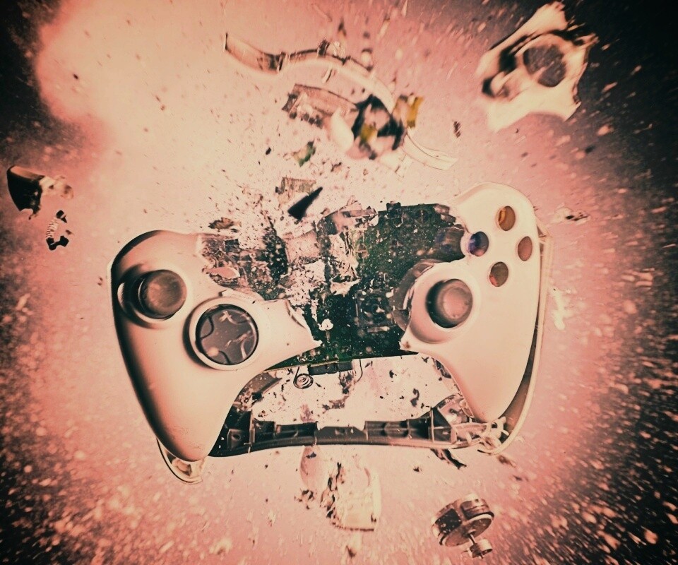 Взрывающийся белый контроллер xbox обои