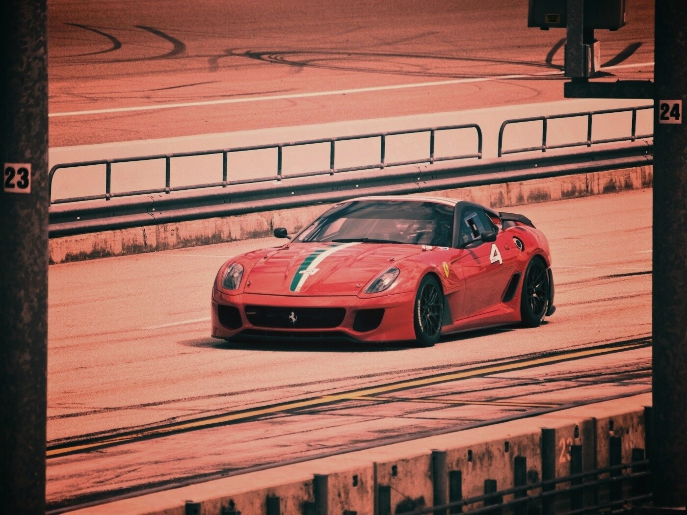 Ferrari обои