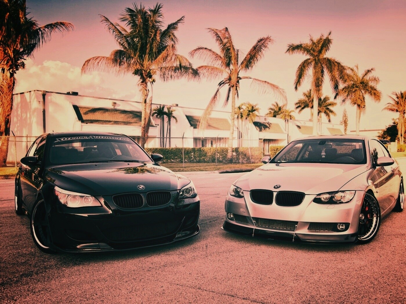 Чёрный и серебристый BMW обои