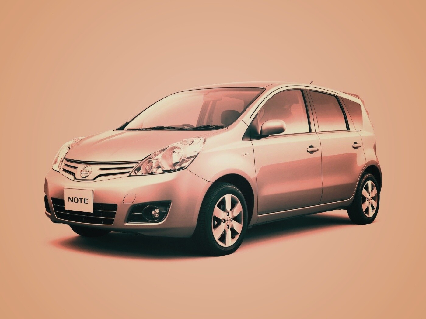 Nissan Note обои