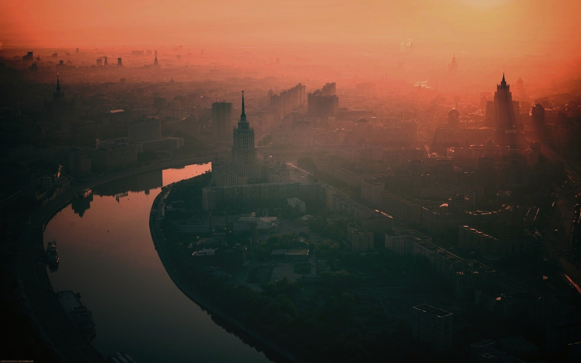Москва в тумане обои