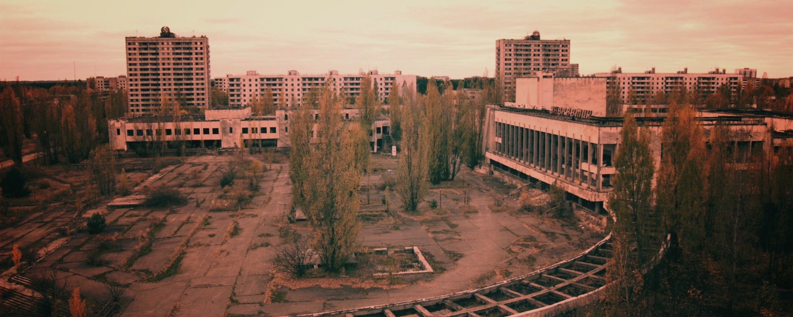 Площадь в Припяти обои