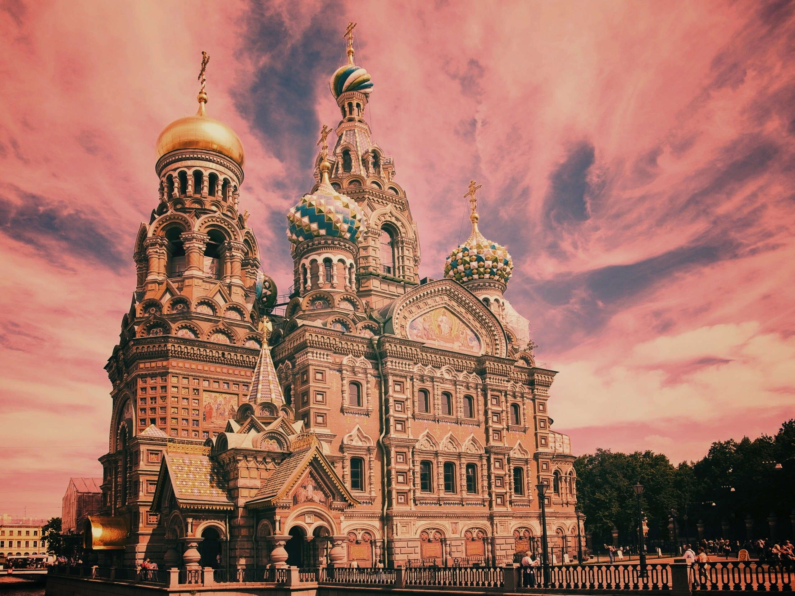 Спас на крови обои