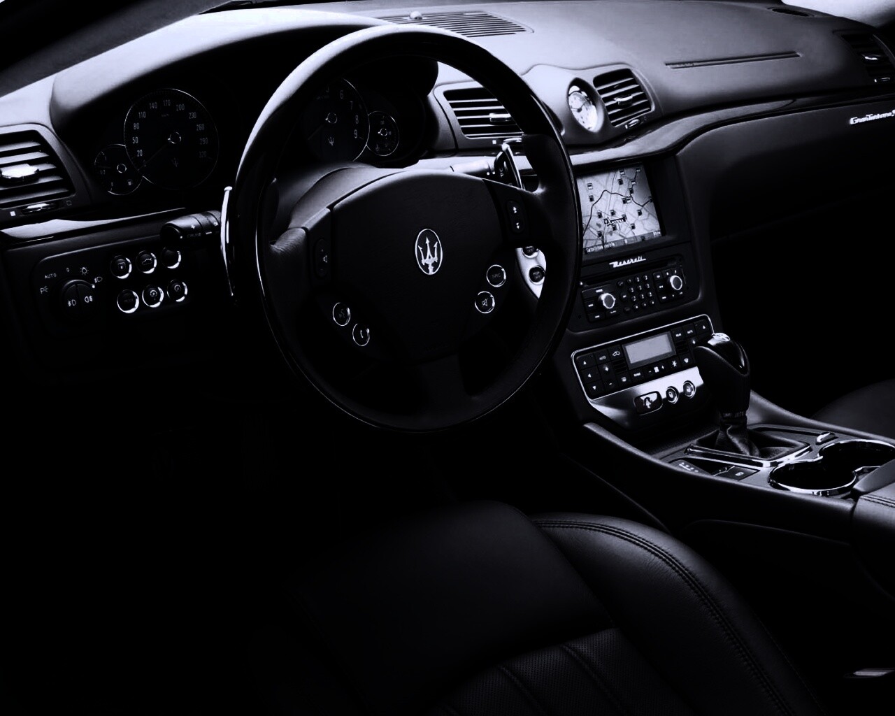 Салон Maserati Granturismo обои