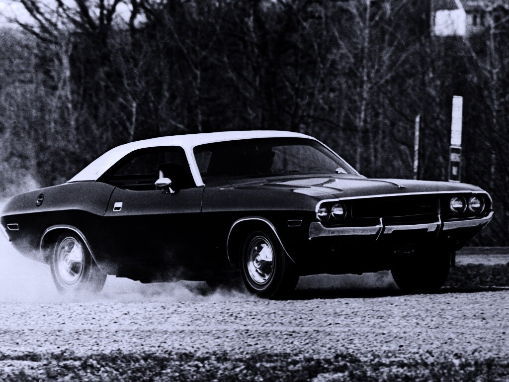 Черно-белое фото Dodge обои