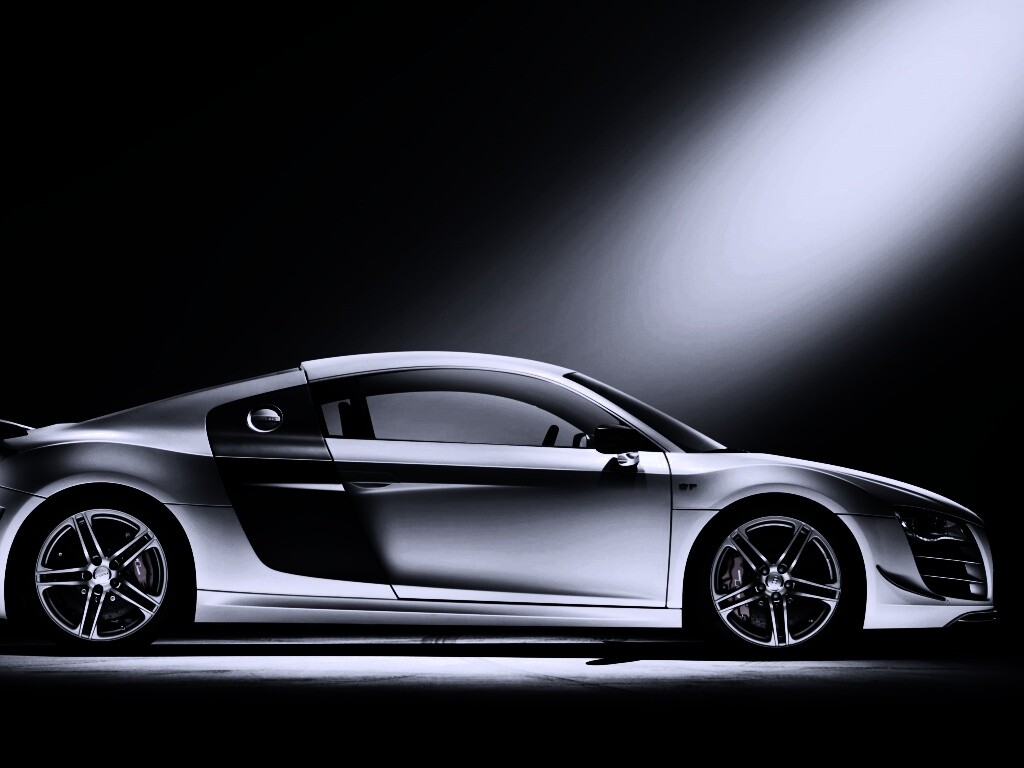 Audi R8 вид сбоку обои