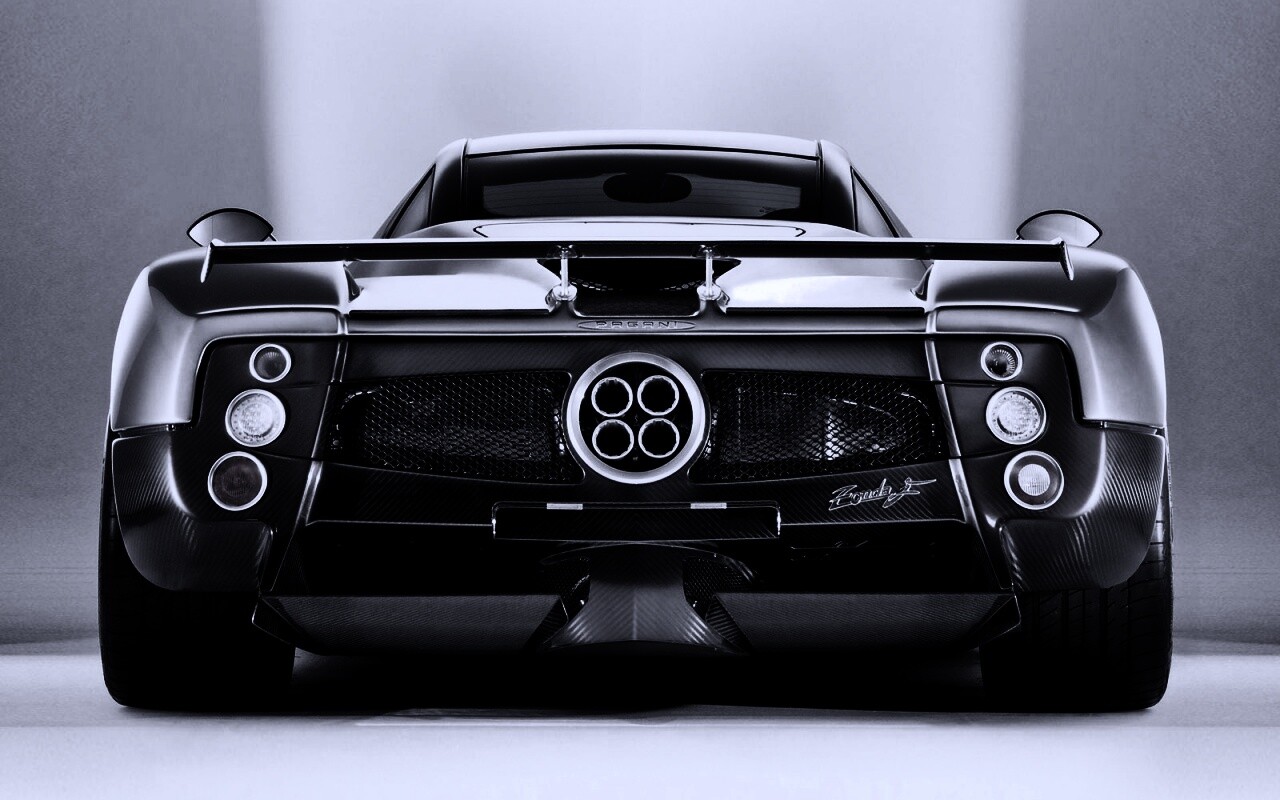 Pagani Zonda сзади обои