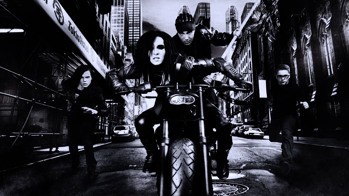 Tokio Hotel на мотоцикле обои
