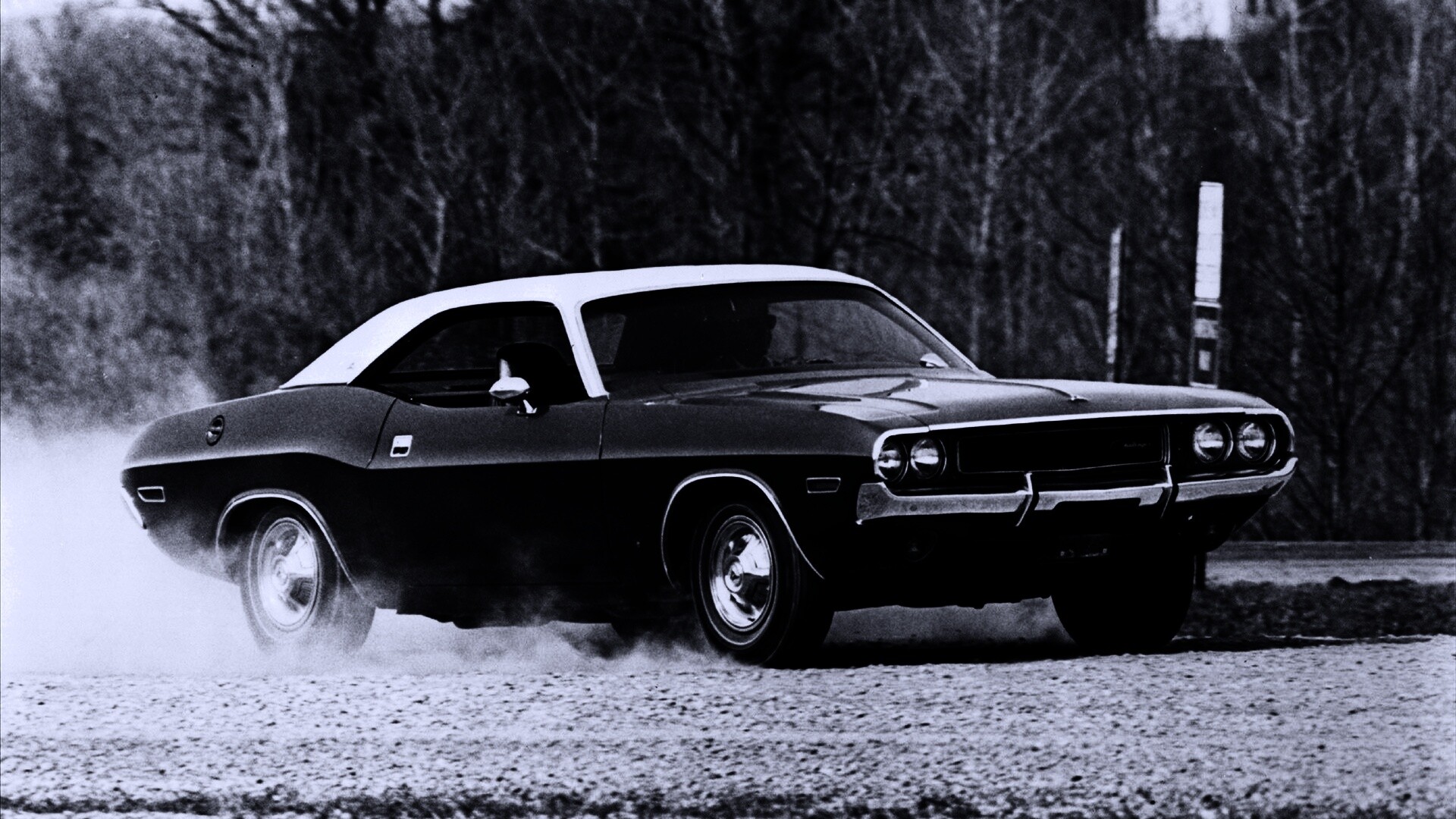 Черно-белое фото Dodge обои