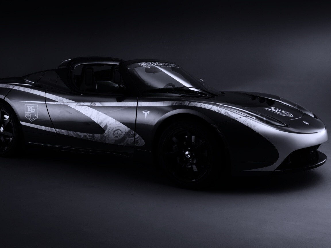 Tag Heuer Tesla Roadster обои