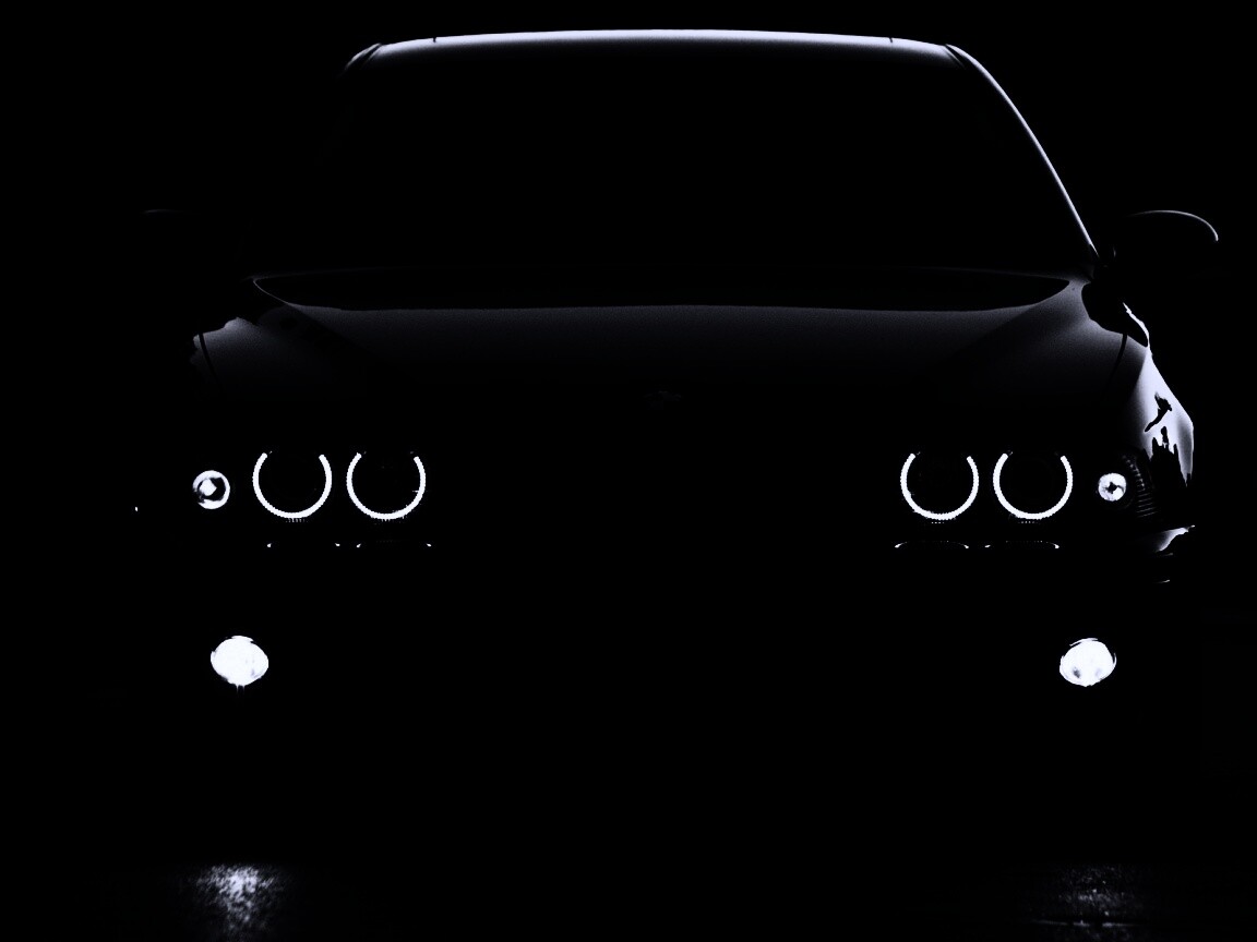 Чёрный BMW обои
