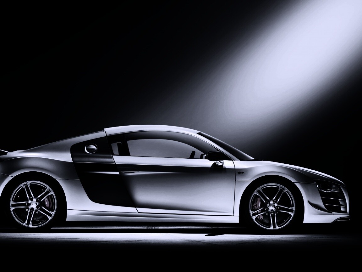 Audi R8 вид сбоку обои