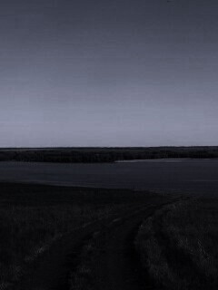 Дорога спускается к воде обои