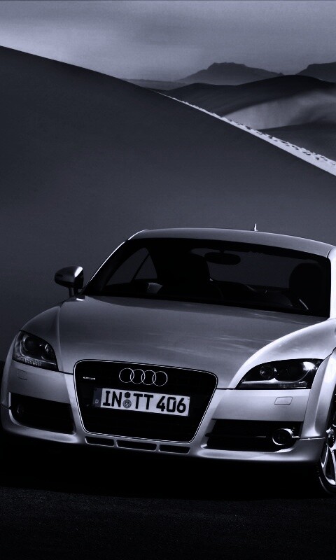 Audi TT на фоне снега обои