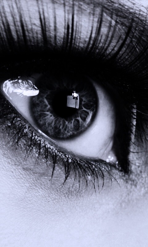 Глаза цвета стали обои