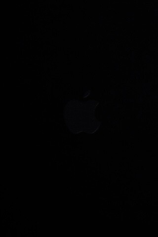Логотип Apple в дереве обои