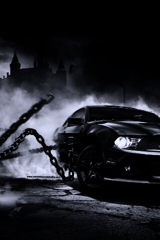 Ford Mustang рвёт цепи обои