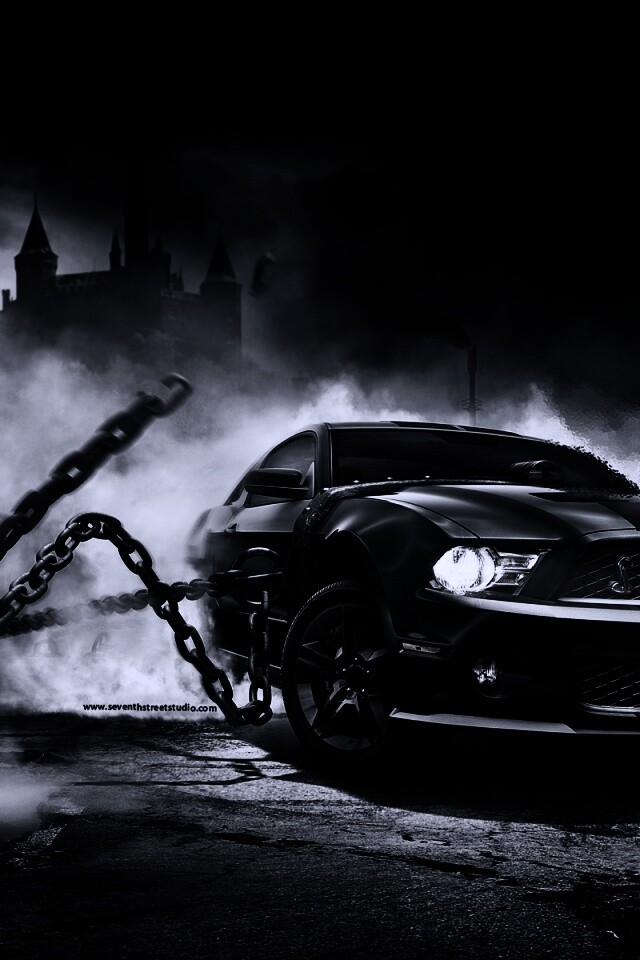 Ford Mustang рвёт цепи обои