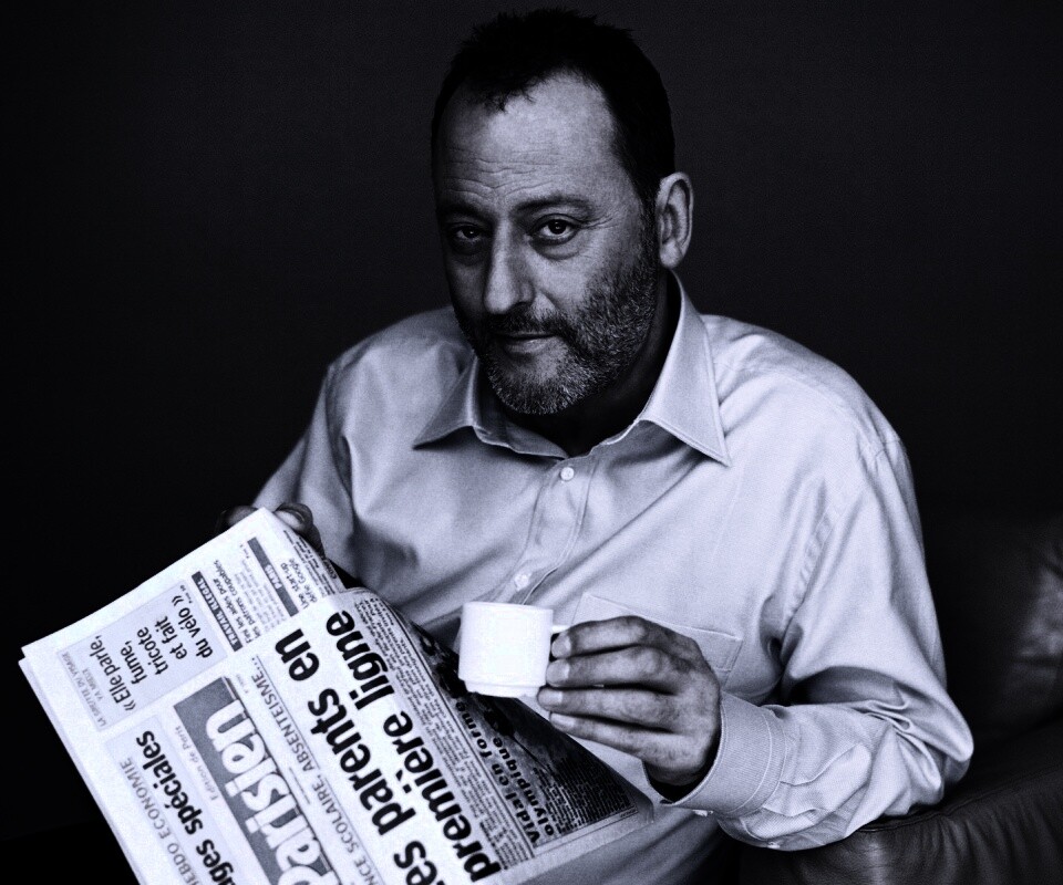 Жан рено пьет кофе обои