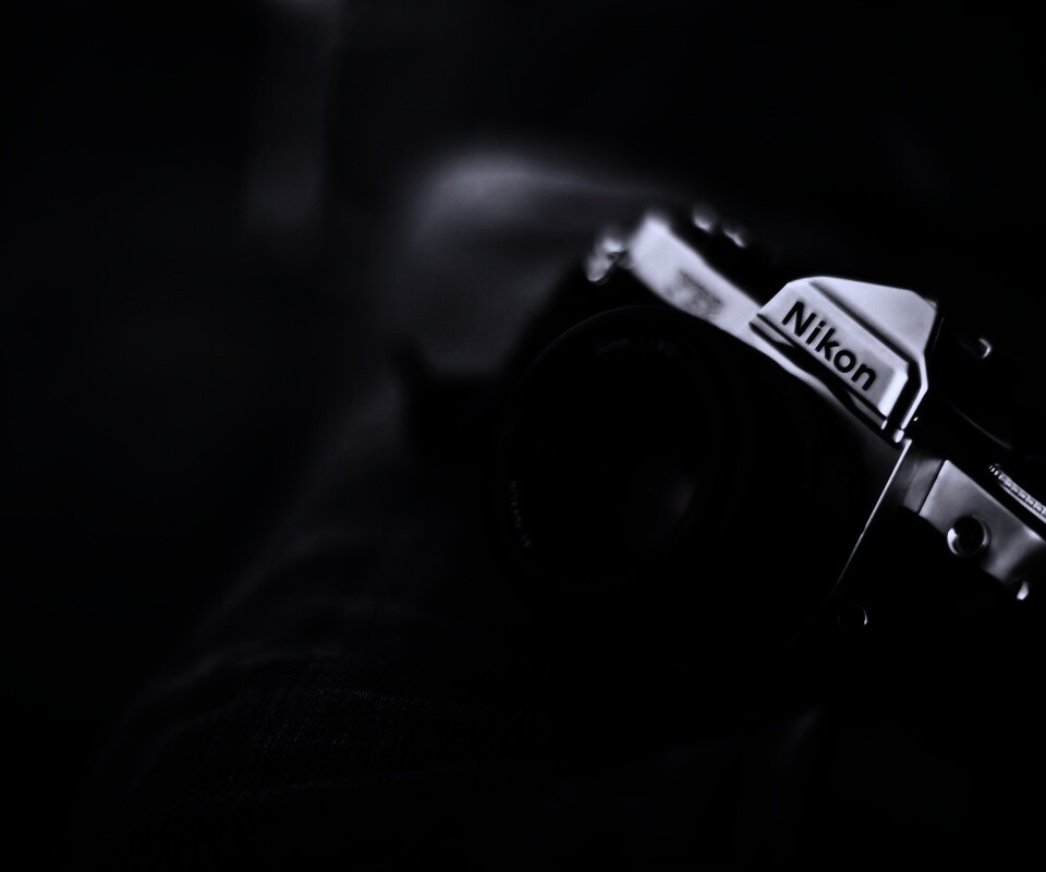 Плёночный фотоаппарат Nikon обои