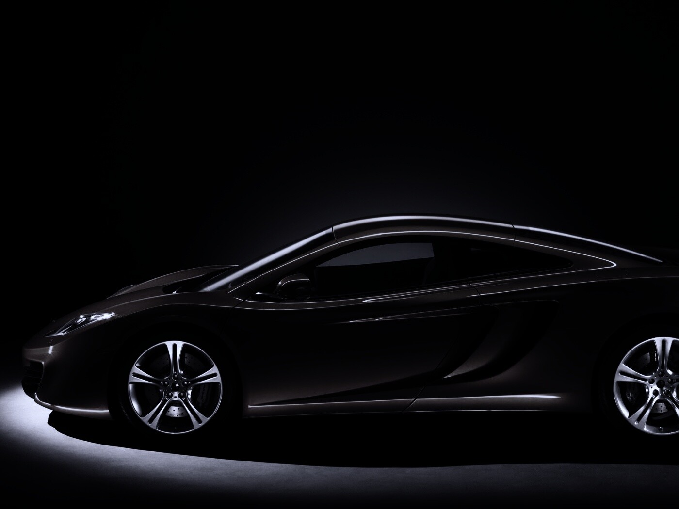 Mclaren в профиль обои
