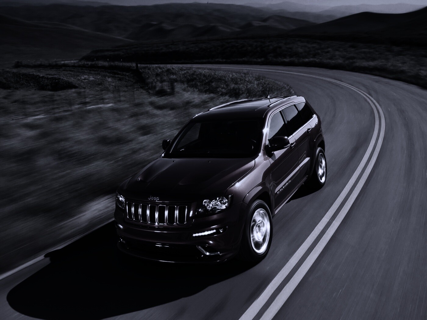 Jeep на дороге обои