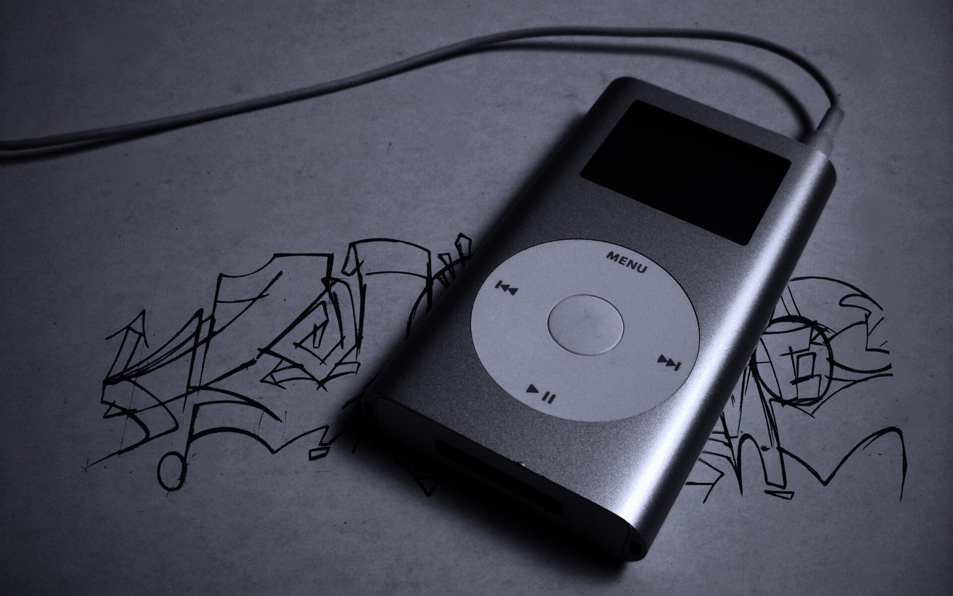 iPod на лиске с граффити обои