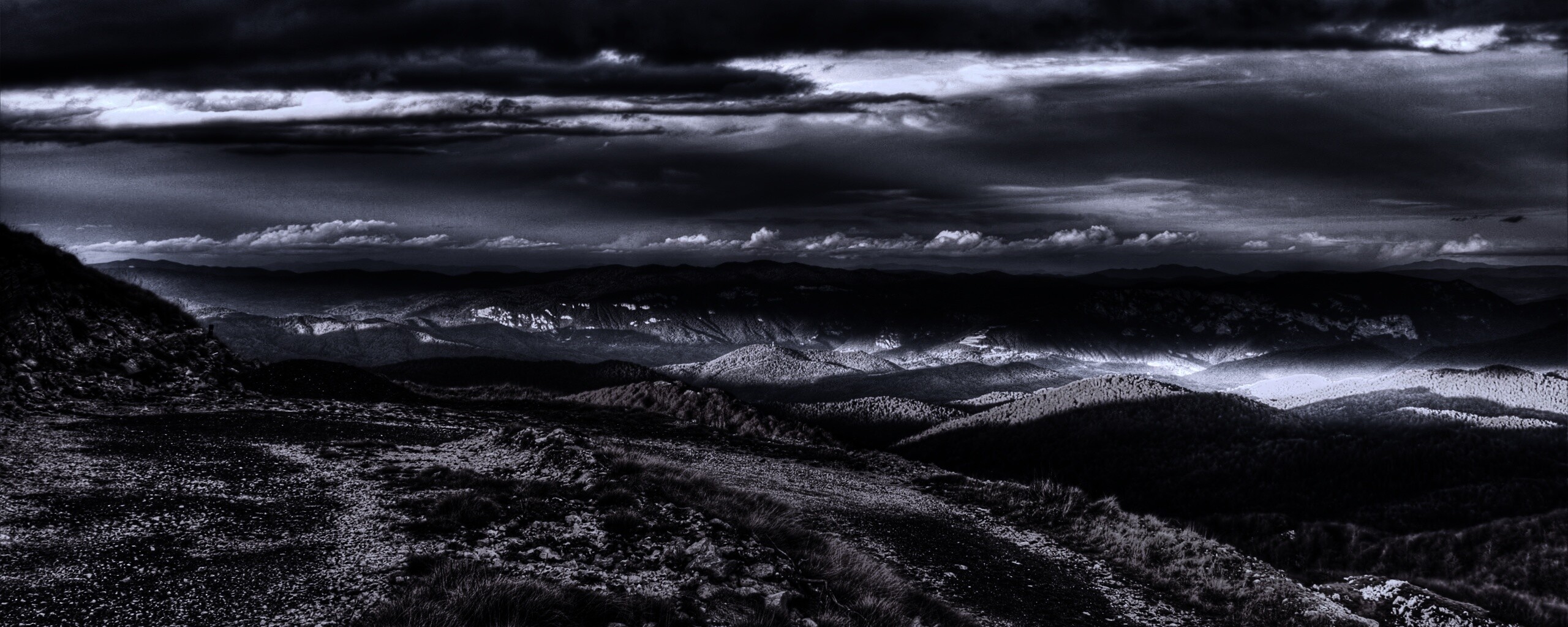 Горы в HDR обои