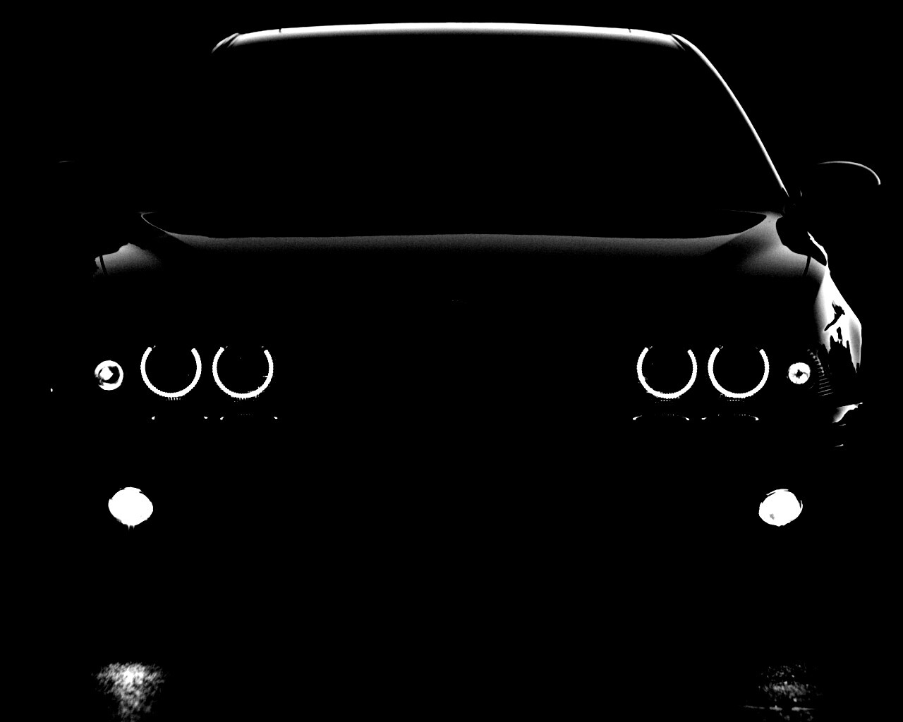 Чёрный BMW обои