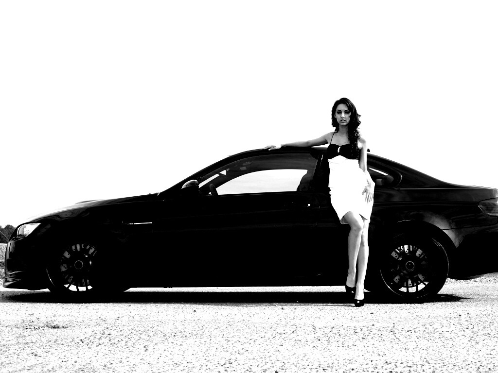 BMW и девушка обои